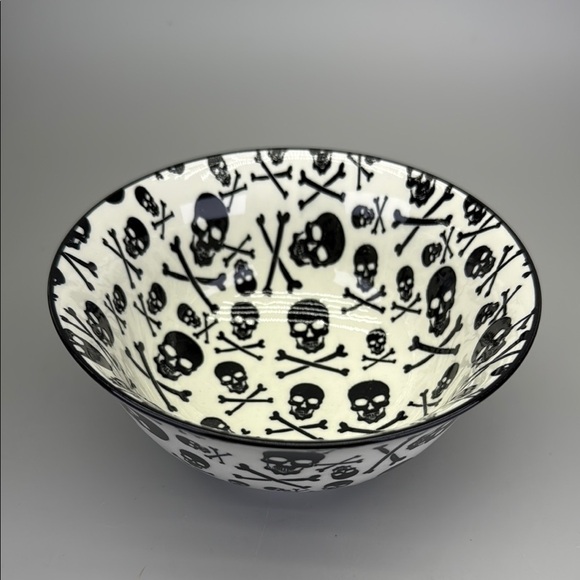 Black and White coco + Lola 
Ceramic Art Bowl with Skull Design - Picture 2 of 7